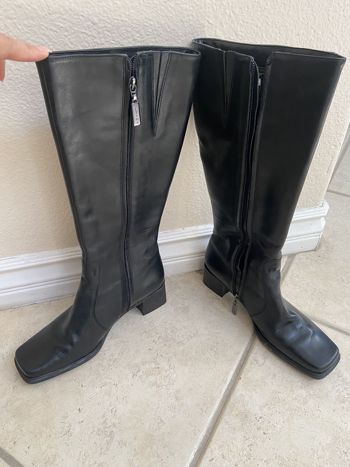 Leather Black Knee High Boots Size 8w