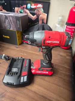 Craftsman V20 1/4" Impact Driver Drill CMCF800 with Charger & Battery For $40