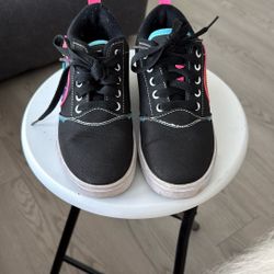 Heelys Pro 20 Skate Shoe - US 4 Youth 