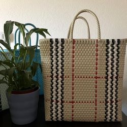 Disponible en la ciudad de Ontario