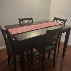 Table And Chairs 