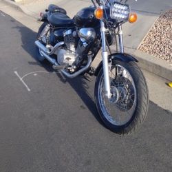2004 Yamaha Virago 700cc  