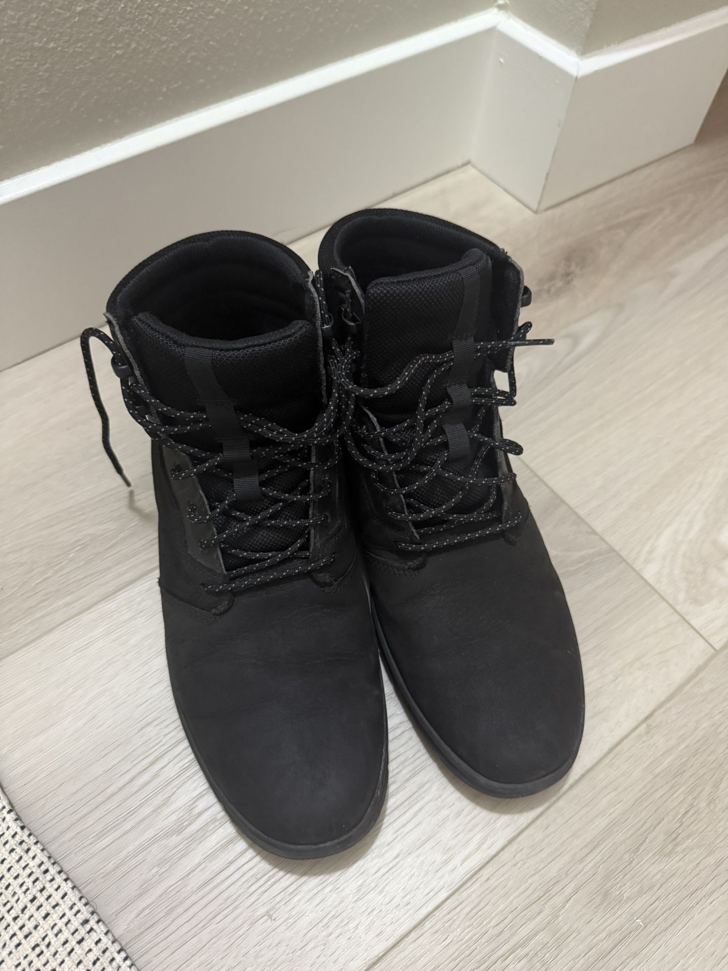 Timberland Black Boots