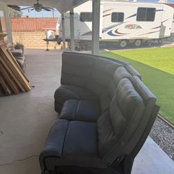 Free sectional