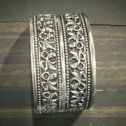 Beautiful Cuff Bracelet 