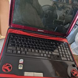 Toshiba Qosmio Gaming Laptop Needs Charger. Looking Great 