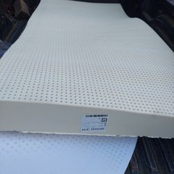 5 inch Thick Solid Latex Twin Mattress 