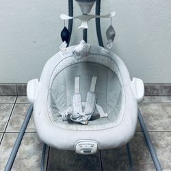 Baby Swing/bouncer