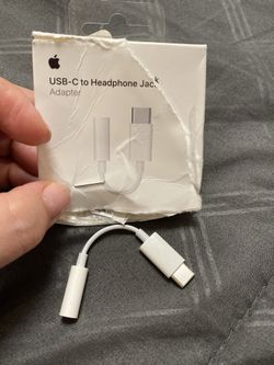 USB-C to headphone jack adapter