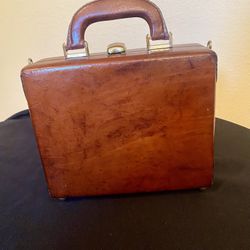 Vintage! Donna Bella Case Purse
