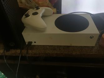 Xbox series s with controller