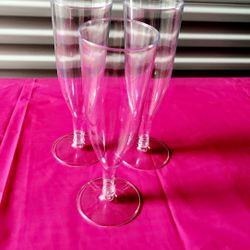 Plastic Champagne Flutes 