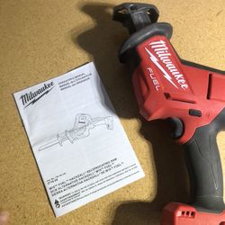 M18 Fuel Hackzall Reciprocating Saw 2719-20 & M18 2.0ah Battery  