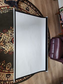 Projector screen