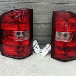 2007-2013 Chevy Silverado Tail Lights 