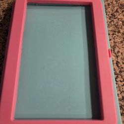 Melissa & Doug Princess Design Activity Kit , 9 Double Sided Plates, Craft Set For Kids. $20