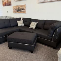 🖤 Stylish Black Sectional + Ottoman – Just $799!