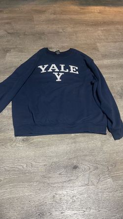 Yale crew neck sweater