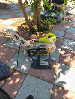 Ryobi saw with laser $25