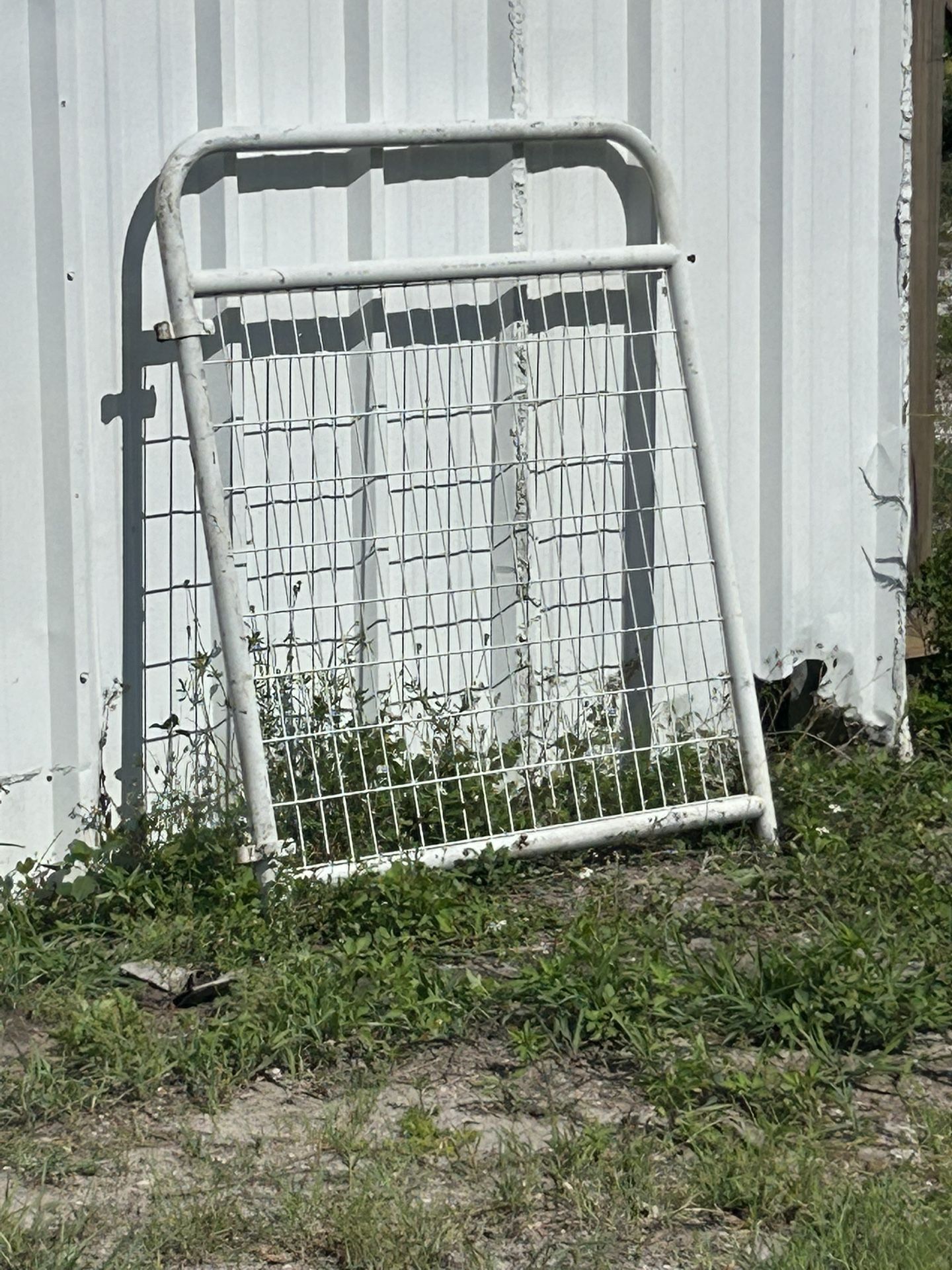 Gate   4  Ft X 3 1/2 Ft  Steel