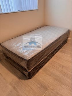 NEW TWIN SIZE 38x75” MATTRESS AND BOX SPRING-2pcs