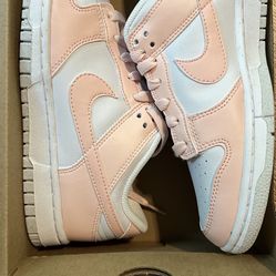 Nike dunk coral pink