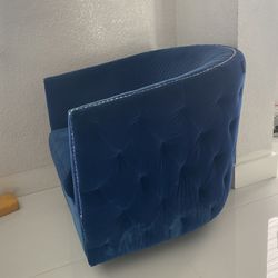 Perazzi blue chair from el dorado