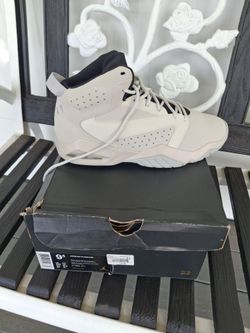 Size 9.5