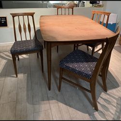 Midcentury modern Dining Table And Chairs 