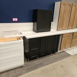 Onyx Black Solid Wood Kitchen Cabinets! Bring In Your Exact Sizes For A Quote 
