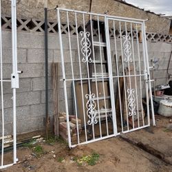 Security Fence Gates 