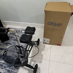 Steerable Knee Scooter