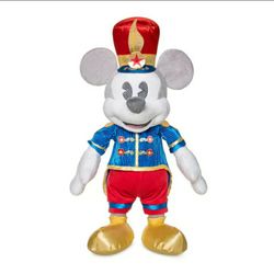 Disney Mickey Mouse: The Main Attraction Plush – Dumbo The Flying Elephant