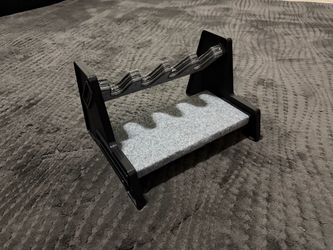 Pistol Stand