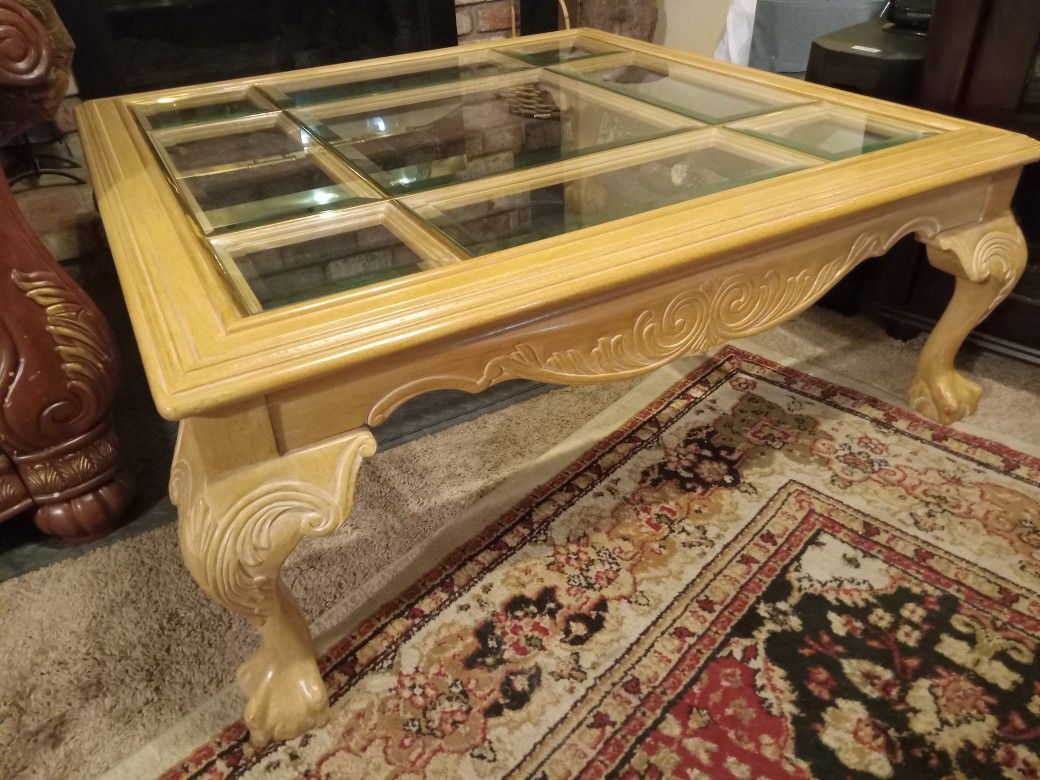 Coffee And Sofa Tables