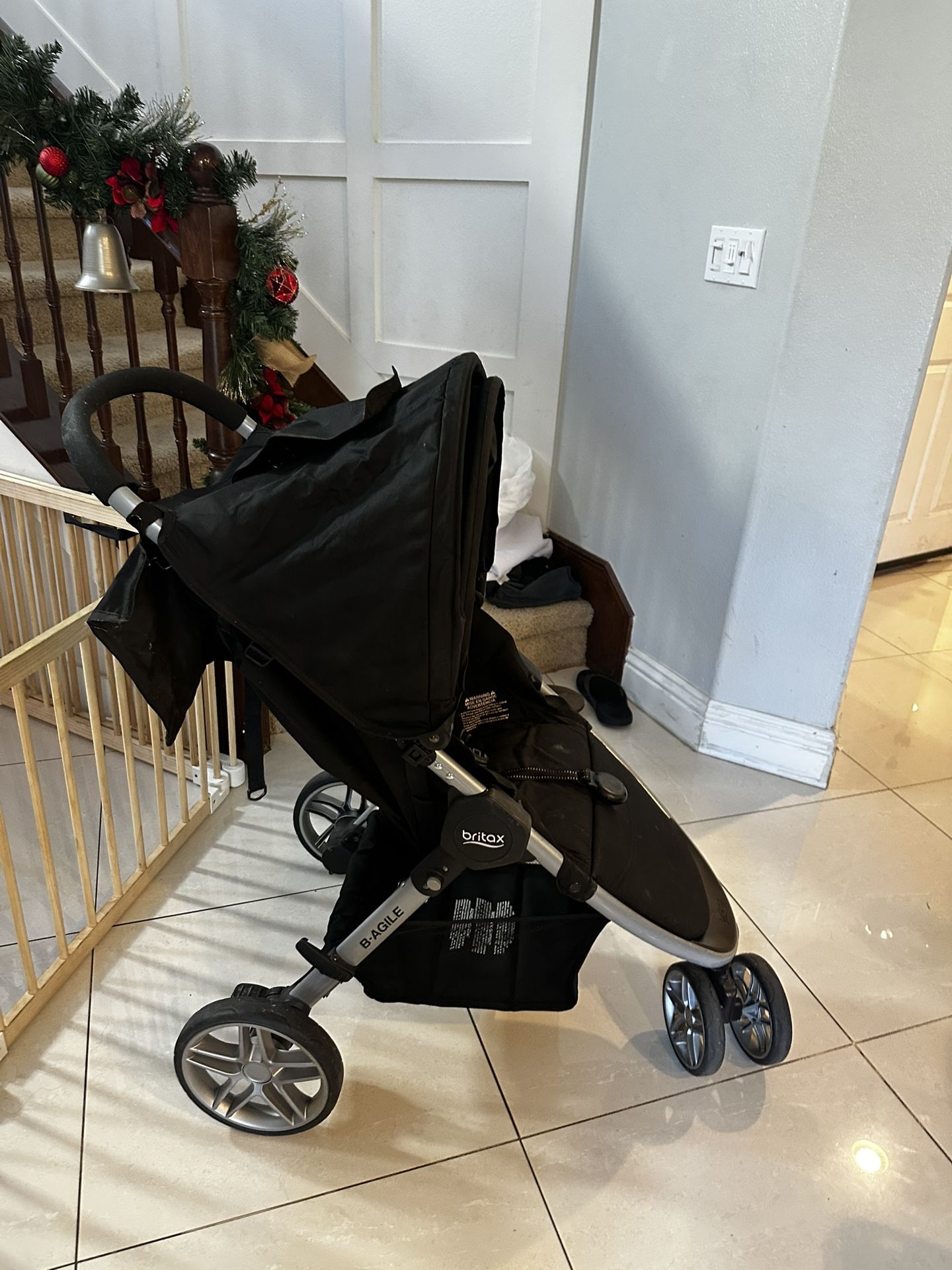 Britax B Agile