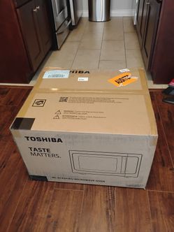 Brand new factory sealed Toshiba 4 in 1 microwave with air fryer & more