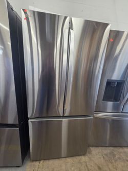 🚚 FREE DELIVERY + FREE INSTALLATION 🚚
WITHIN 30 MILES OF GEN TOOLS
🔥 ONLY $950! 🔥
LG 21 Cu. Ft. SMART Counter-Depth MAX French Door Refrigerator |