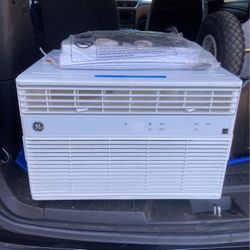 GE Window Air Conditioner 