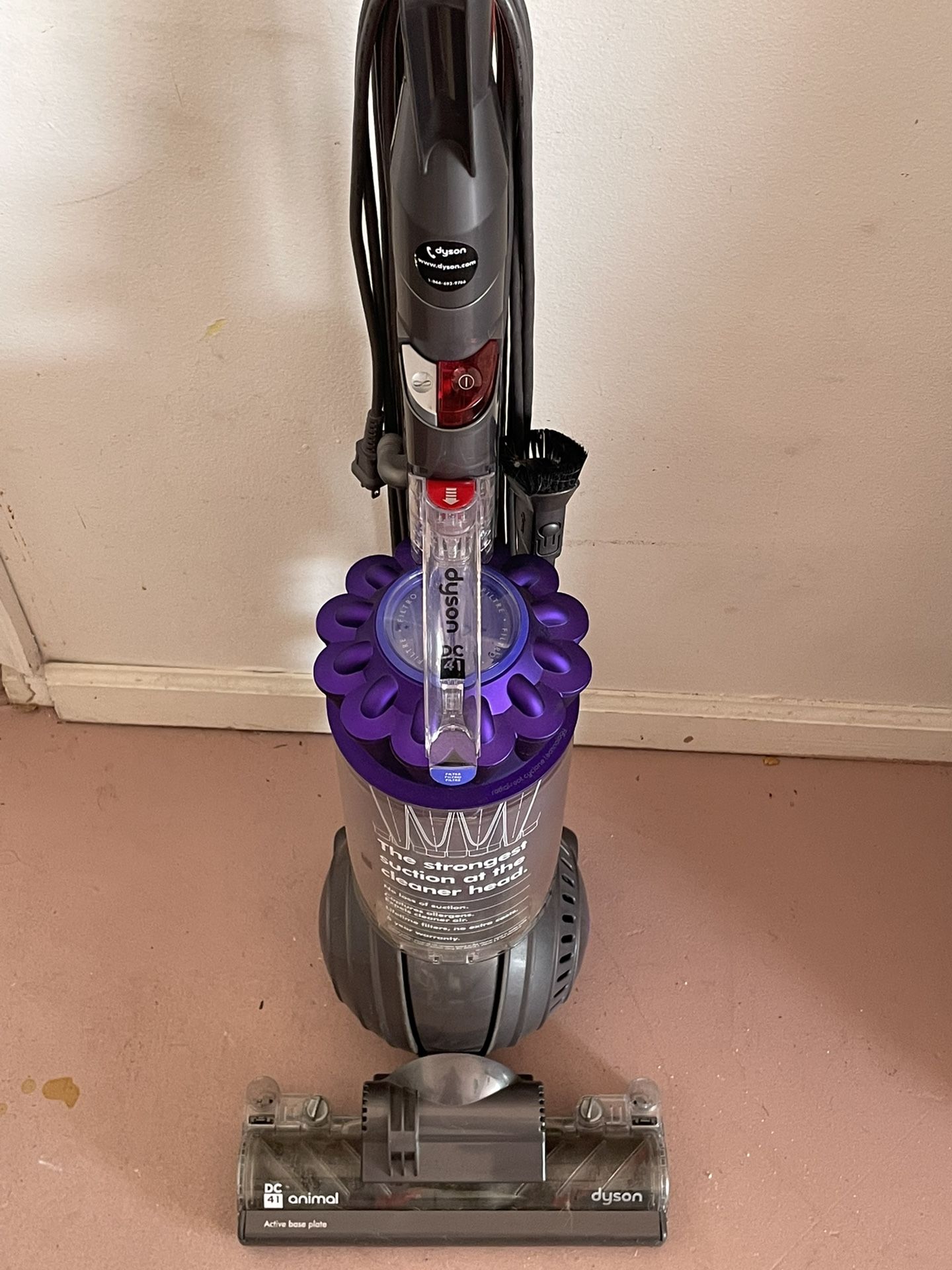 Dyson DC 41 Vacuum .