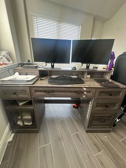 Office Desk