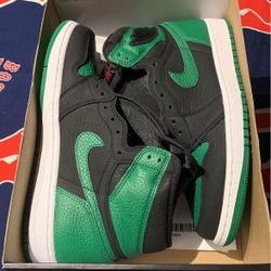 Pine Green Brand New