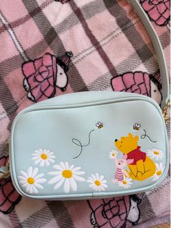 Loungefly Winnie the Pooh crossbody