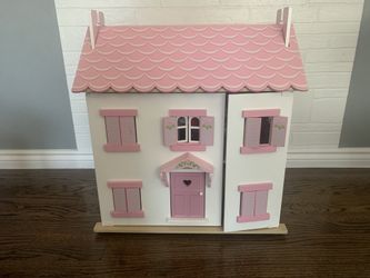 Doll House