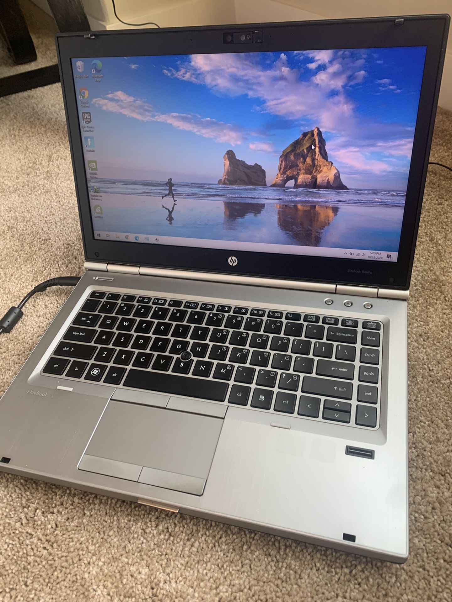 HP Elitebook Laptop PC - 128 GB SSD