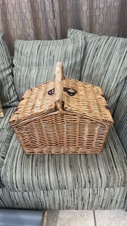 Leather Picnic time (just basket)