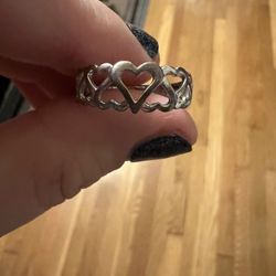 Dainty sterling silver heart ring