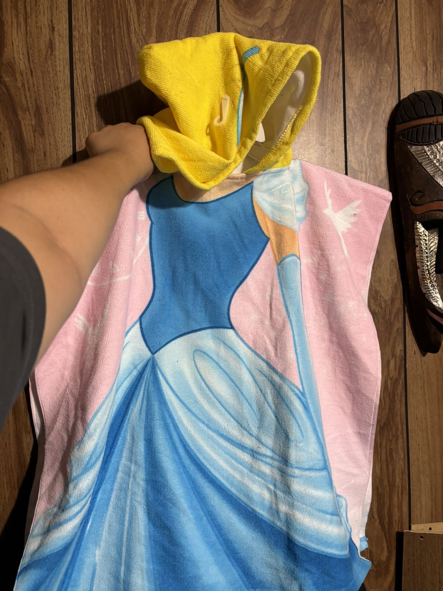 Cinderella Disney Princess Hooded Towel (Age 3-5) Semi-new