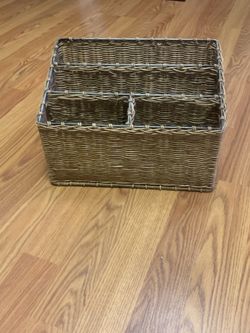 Desk Organizer Woven Wicker 12" x 7 3/4" x 8 3/4" 4 Compartments Metal and baskets