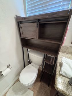 Freestanding bathroom cabinet
